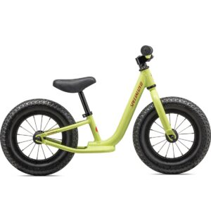 Løbecykel Specialized Hotwalk i farven Gloss limestone / cactus bloom